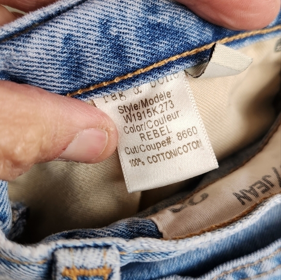 Rag‎ & Bone Destroyed Cuffed Boyfriend Style Rebel Jean Shorts - Picture 4 of 6